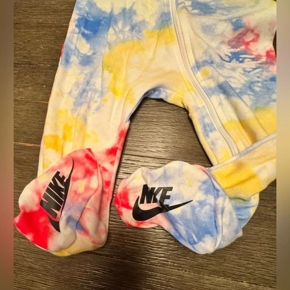 Nike baby's boys tie-dye footed coverall.
